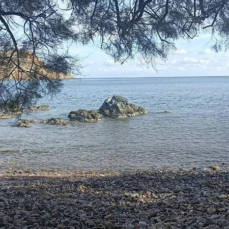 Holiday home Smaragda