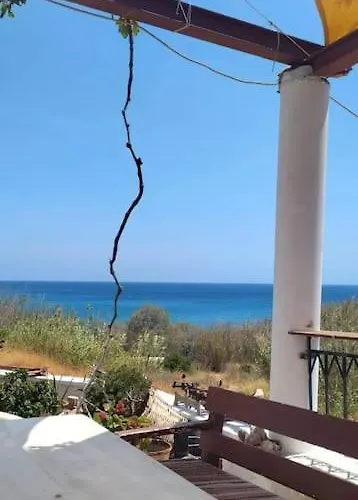 Hébergement de vacances Smaragda Liaropá